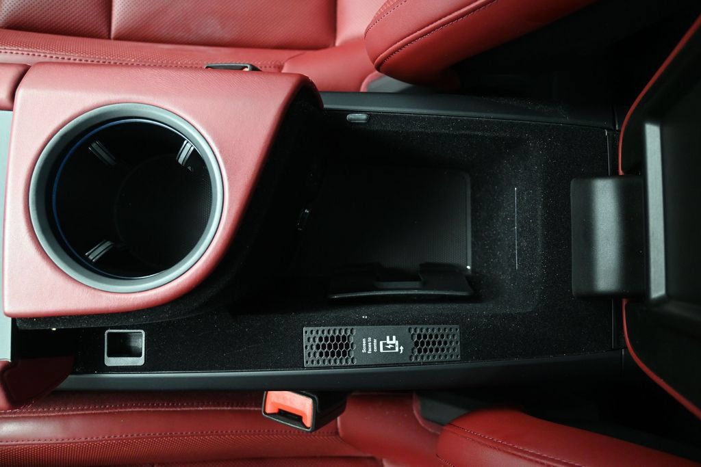 Certified 2023 Porsche Taycan 4S AWD/4WD image 18