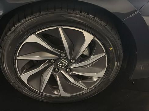 Used 2019 Honda Insight Touring image 6