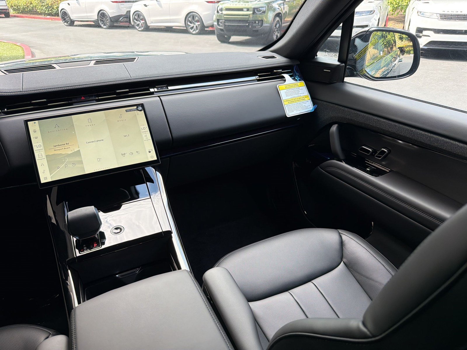 New 2026 Land Rover Range Rover Sport SE AWD/4WD image 30
