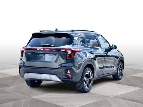 Certified 2024 Kia Seltos EX FWD image 8