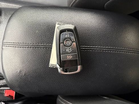 Used 2019 Ford Mustang Coupe w/ Black Accent Package image 28