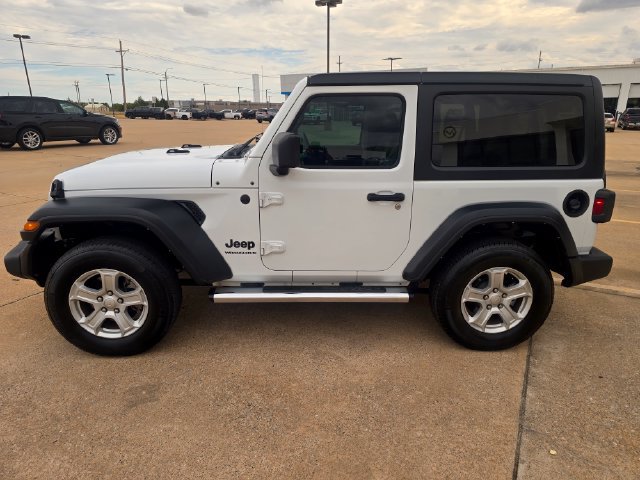 Used 2023 Jeep Wrangler Sport AWD/4WD image 5