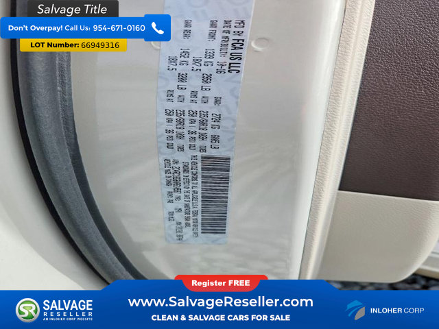 Used 2017 Chrysler Pacifica Touring-L FWD image 17