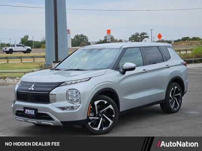 Used 2024 Mitsubishi Outlander SE