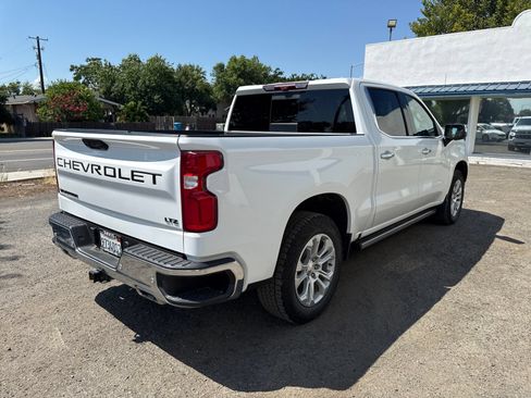 Used 2022 Chevrolet Silverado 1500 LTZ AWD/4WD image 5