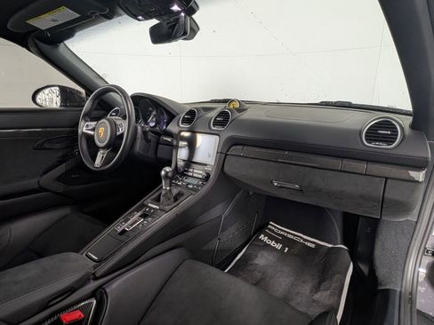 Certified 2023 Porsche 718 Boxster Spyder image 18