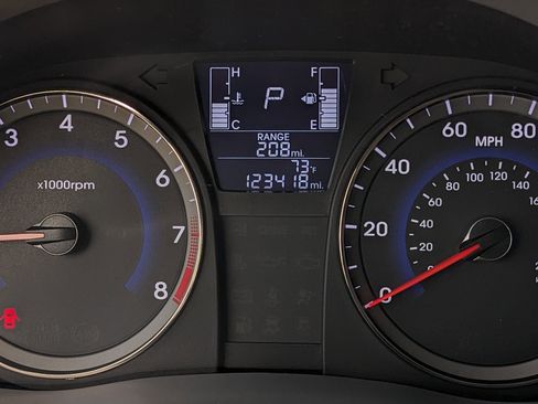 Used 2017 Hyundai Accent Value Edition image 40