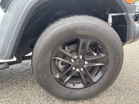 Certified 2020 Jeep Wrangler Unlimited Sport image 17