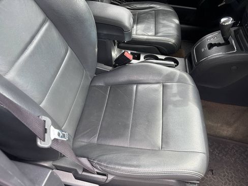 Used 2015 Jeep Patriot High Altitude AWD/4WD image 9