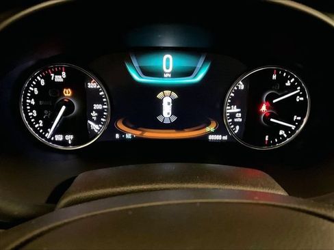 Used 2017 Buick LaCrosse Premium w/ Driver Confidence Package #2 FWD image 20