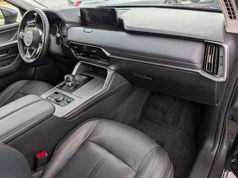 Certified 2024 MAZDA CX-90 3.3 Turbo w/ Preferred Plus AWD/4WD image 32