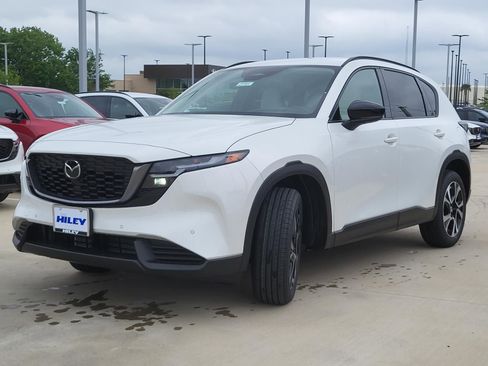 New 2026 MAZDA CX-5 Preferred AWD/4WD image 2