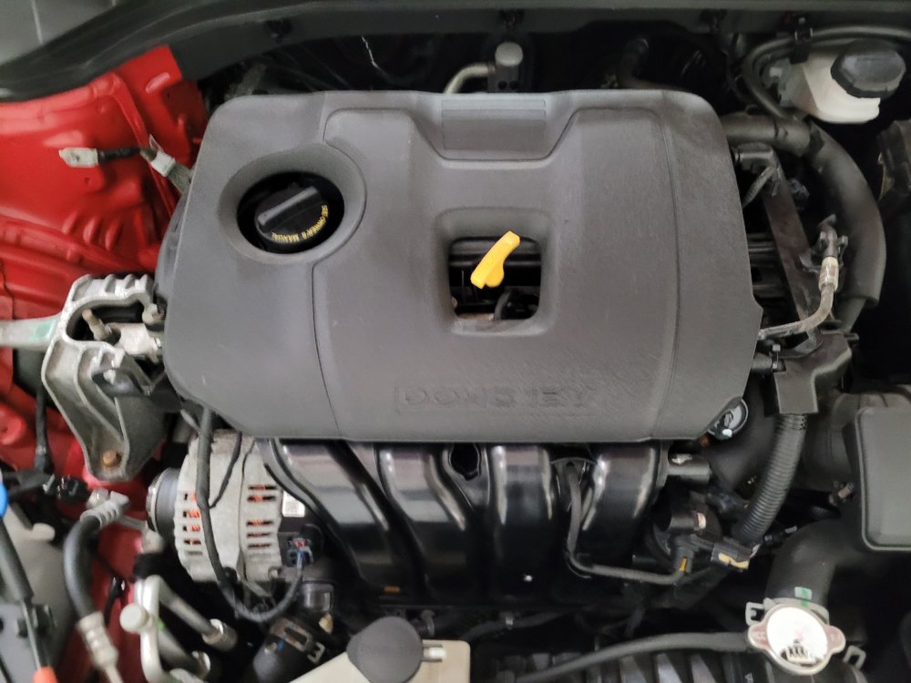 Used 2020 Hyundai Elantra SE FWD image 30