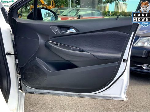 Used 2018 Chevrolet Cruze LT w/ Redline Edition image 22