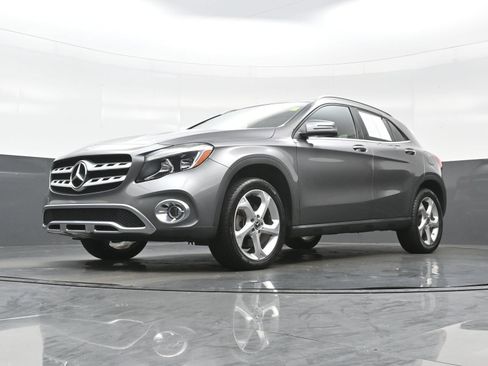 Used 2018 Mercedes-Benz GLA 250 image 27