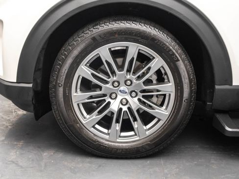 Used 2025 Ford Explorer Active w/ Active Comfort Package image 46