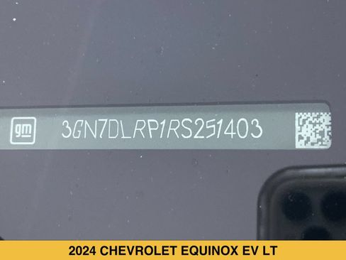 Certified 2024 Chevrolet Equinox EV LT FWD image 15