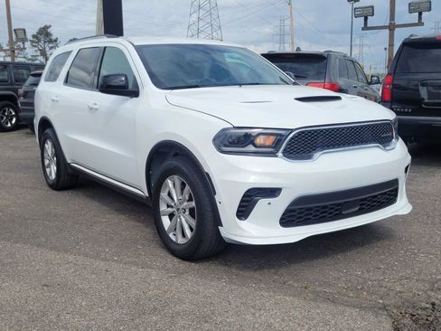 Used 2023 Dodge Durango SXT RWD image 14