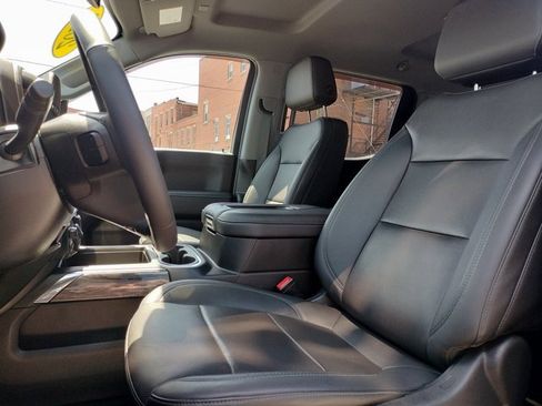 Used 2022 Chevrolet Silverado 1500 LTZ w/ Z71 Off-Road Package image 14