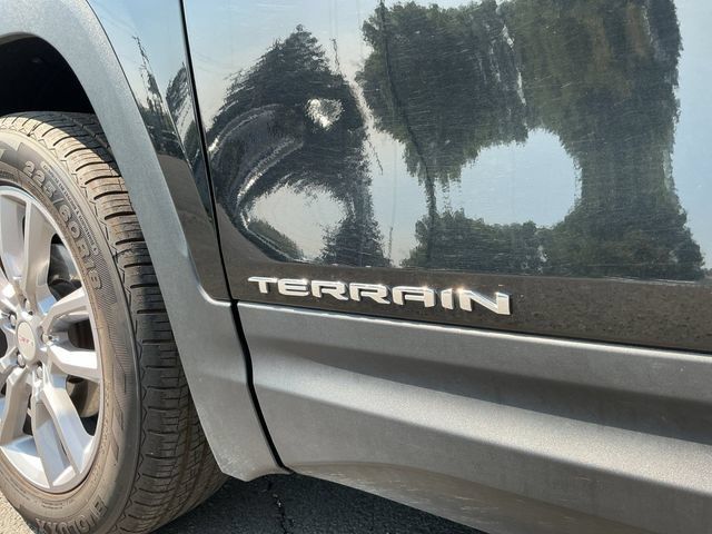 Used 2024 GMC Terrain SLT AWD/4WD image 27