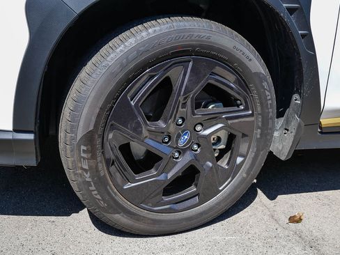 Used 2025 Subaru Crosstrek 2.5i Sport w/ Crosstrek Mirror Package image 8