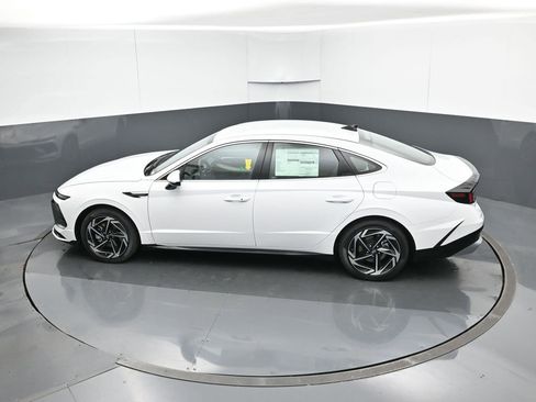 New 2026 Hyundai Sonata SEL FWD image 46