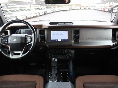 Used 2022 Ford Bronco Outer Banks image 21