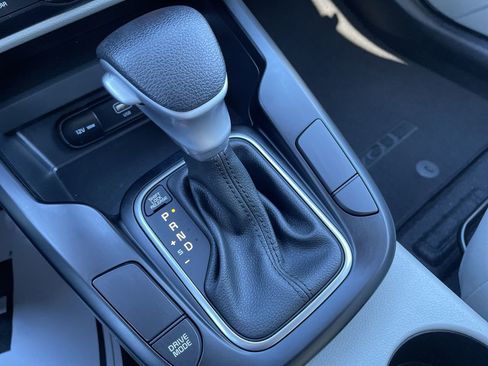 Certified 2023 Kia Soul LX w/ LX Technology Package image 14