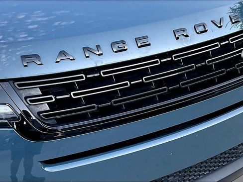 Used 2024 Land Rover Range Rover Evoque S AWD/4WD image 32