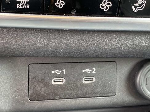 Used 2024 Nissan Rogue SV AWD/4WD image 12