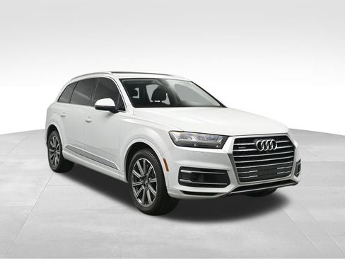 Used 2018 Audi Q7 3.0T Prestige image 8