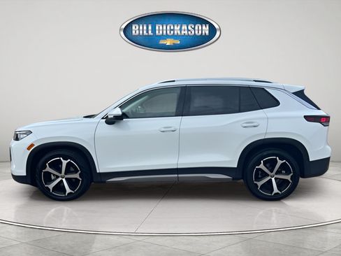 Used 2026 Volkswagen Tiguan SE FWD image 4