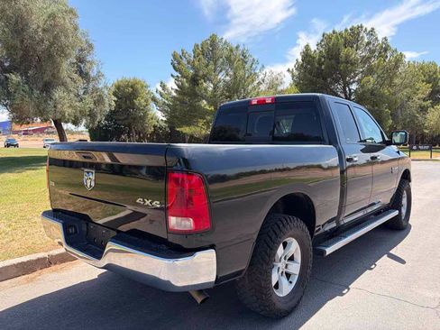 Used 2017 RAM 1500 Classic SLT AWD/4WD image 6