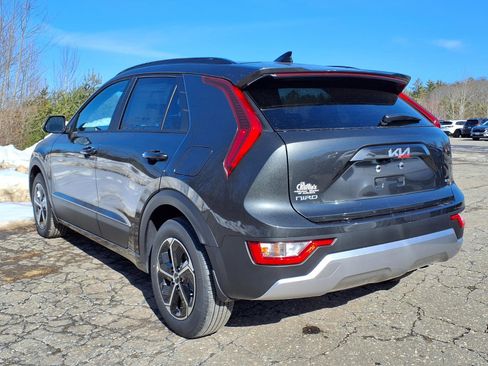 New 2026 Kia Niro LX image 5