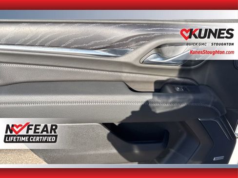 Used 2024 GMC Yukon Denali image 37