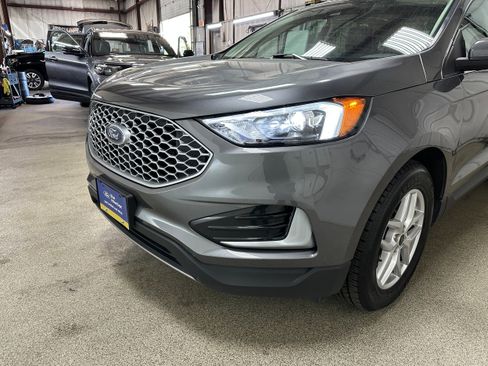Certified 2024 Ford Edge SEL image 29