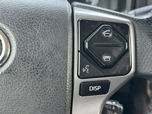 Used 2016 Toyota 4Runner SR5 AWD/4WD image 25
