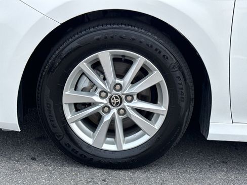 Used 2025 Toyota Camry LE FWD image 12