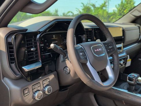 New 2026 GMC Sierra 1500 SLT w/ SLT Premium Plus Package AWD/4WD image 12