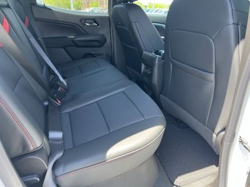 New 2025 Chevrolet Colorado Z71 w/ Technology Package image 18