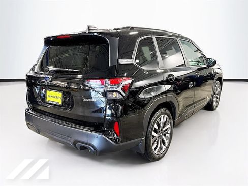 New 2026 Subaru Forester Touring AWD/4WD image 5