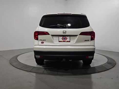 Used 2017 Honda Pilot EX-L image 4