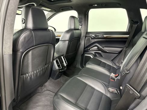 Certified 2015 Porsche Cayenne Turbo AWD/4WD image 26