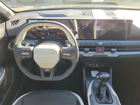 New 2026 Kia K4 GT-Line image 17