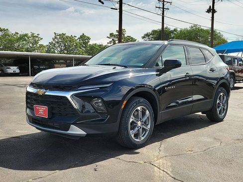 Used 2024 Chevrolet Blazer LT w/ Convenience Package FWD image 1