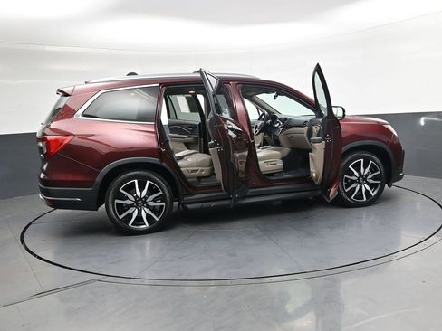 Used 2021 Honda Pilot Elite image 38
