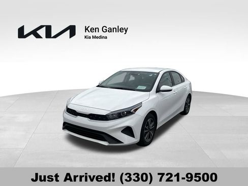 Certified 2024 Kia Forte LXS image 1
