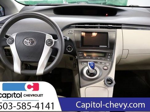 Used 2010 Toyota Prius Two image 11