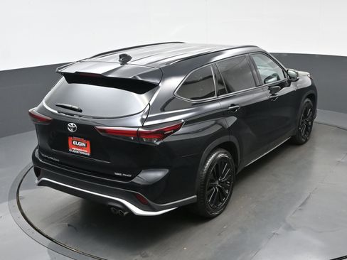 Used 2024 Toyota Highlander XSE AWD/4WD image 43
