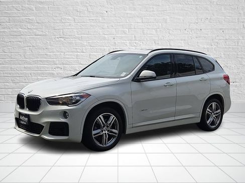 Used 2018 BMW X1 xDrive28i AWD/4WD image 3
